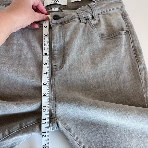 NIC+ZOE Mid Rise Straight Ankle Jeans in Mercury - Picture 15 of 16